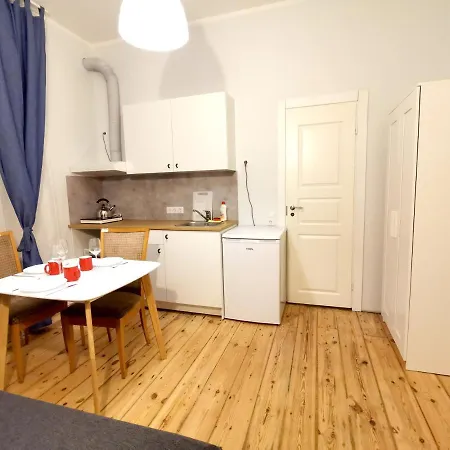 아파트 Katrinas Cosy Center *